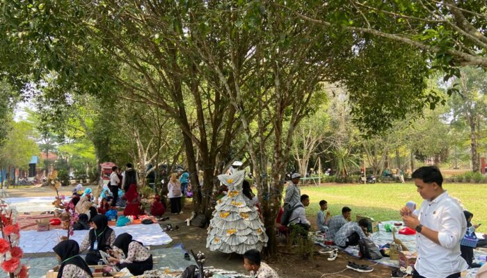 DLH Musi Rawas Gelar Lomba Daur Ulang, 55 Sekolah Adu Kreativitas Manfaatkan Barang Bekas