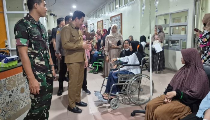 Santri Manbaul Hikam Diduga Keracunan, Bupati Sidoarjo Pastikan Penanganan Maksimal dan Tak Ada Korban Meninggal