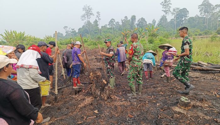 Satu Percikan Bisa Bakar Masa Depan, Tim Mabes TNI Guncang Desa Kedamin Darat dengan Pesan Darurat Karhutla