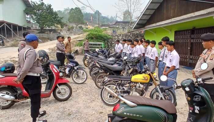 Polisi “Sita” Knalpot Brong Pelajar di Silat Hilir, Ipda Oki Dwiarto: Langsung Ganti Standar