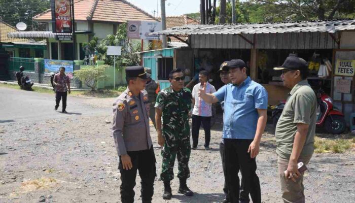 Akses Jabon-Tol HK Kurang Lancar, Bupati Subandi Minta Simpang Polsek Jabon Diperlebar