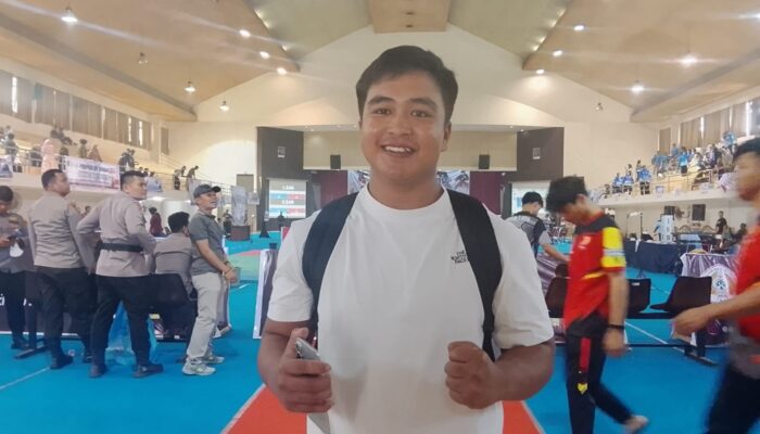 Alfarukna Habibi Persembahkan Medali Emas Pertama Cabang Pencak Silat untuk Tanah Datar