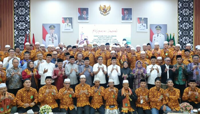 Ratu Dewa Berangkatkan 88 Jemaah Umroh, Apresiasi Warga Berprestasi dan Pengabdi Masyarakat