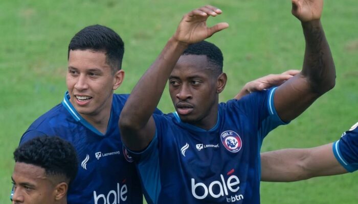 Garudayaksa Percundangi Singo Edan Arema FC 3-1