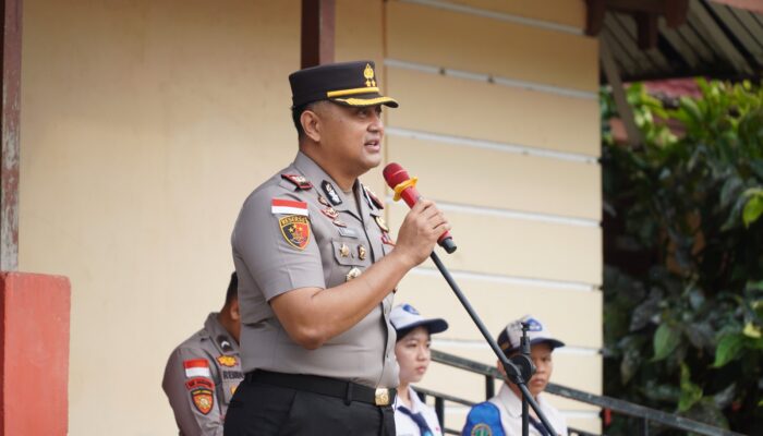 Dari Lapangan Upacara SMPN 1 Putussibau, Kapolres Kapuas Hulu Tabuh Genderang Perang Lawan Narkoba