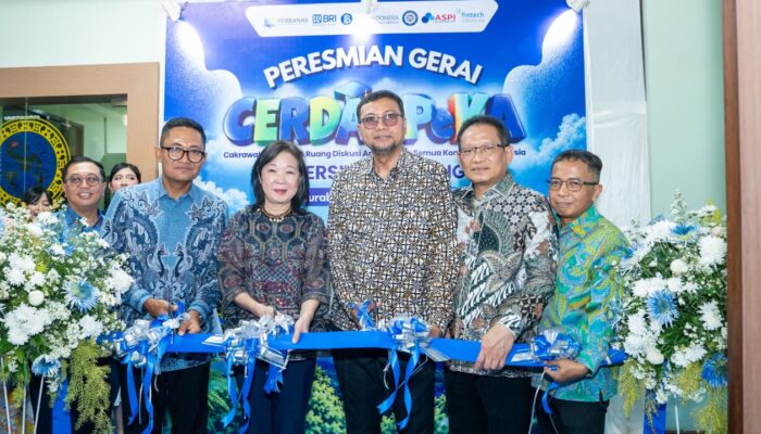Perkuat Literasi Keuangan Generasi Muda, BRI Peduli Dukung Gerai CERDAS PeKA di Universitas Airlangga