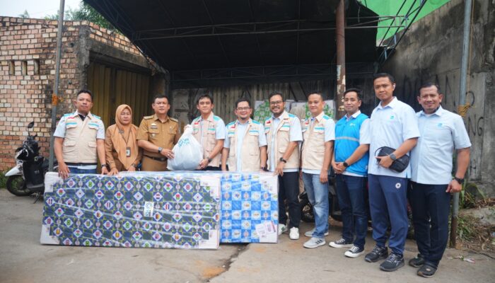 YBM PLN UID S2JB Sambangi Korban Kebakaran 8 Ulu, Beri Dukungan di Tengah Masa Sulit