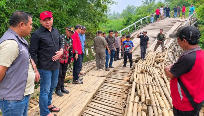 Jembatan Sungai Bedungan Ambruk, Bupati Kapuas Hulu Kejar Perbaikan dan Bidik Jembatan Bailey 2027