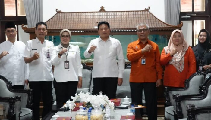 Kemiskinan Sidoarjo Terendah di Jatim, Subandi Minta Program Bantuan Tepat Sasaran